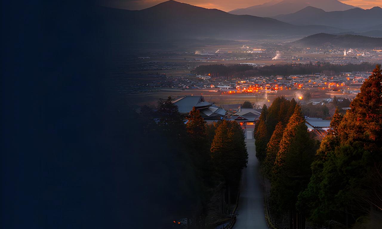 中尊寺の参道と岩手の温泉街を見渡す夕景、旅人に土地の物語を語る観光ポッドキャストの情景
